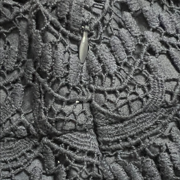 🅿️🌀🩵LOFT Navy Lace Crochet Shorts - Picture 9 of 12